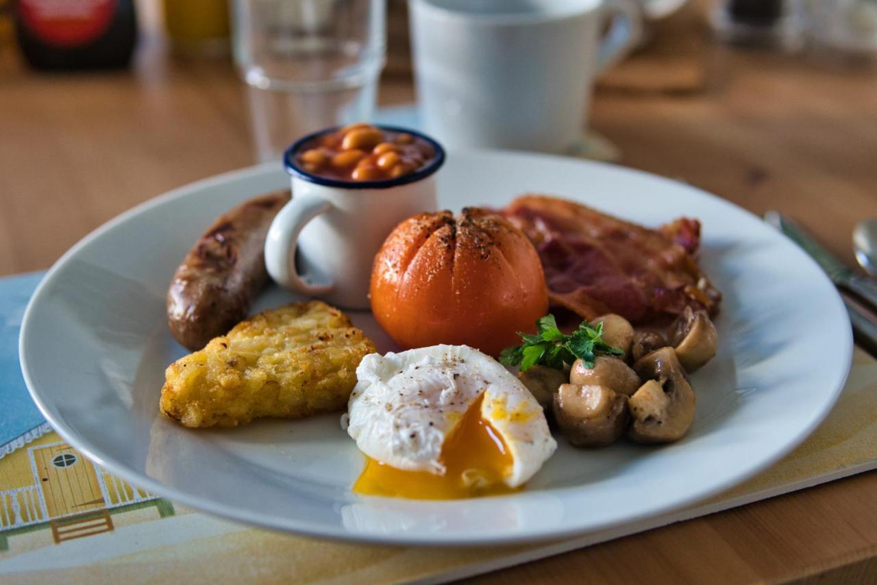 St Weonards Bed & Breakfast Paignton Bagian luar foto